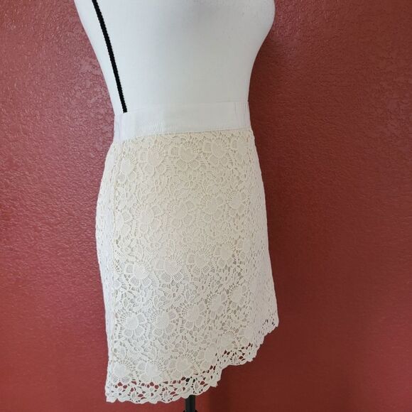 Ann Taylor LOFT Skirt - Picture 5 of 14